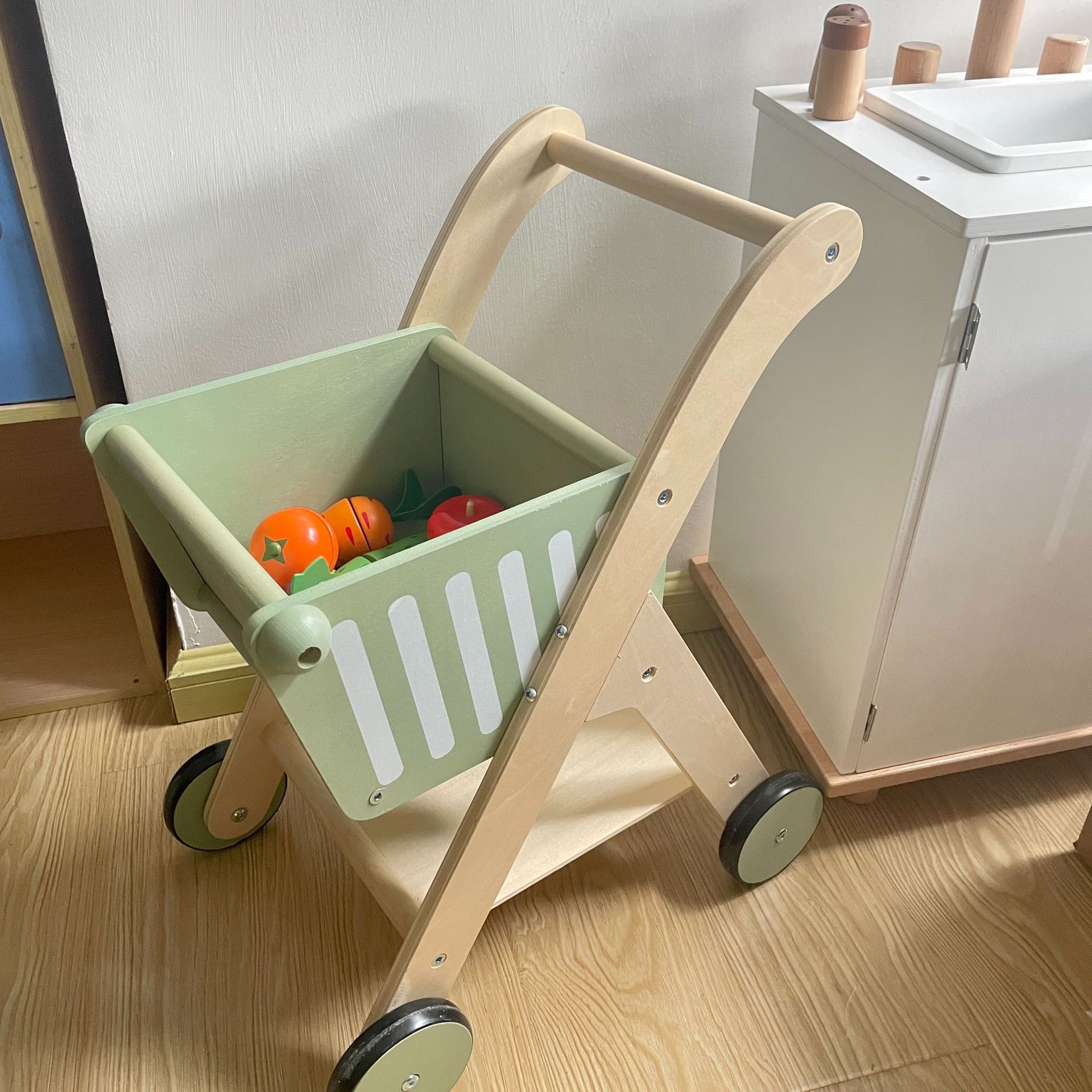 INS-carrito de compras de made - Kids Toys Kitchen reseña y precio